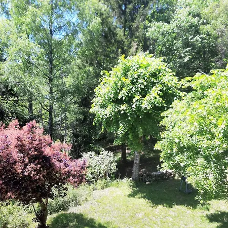 Les Sentiers Du בית הארחה Tremouille (Cantal)